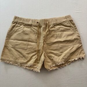 Women's Tan Cargo Shorts with Frayed Hem